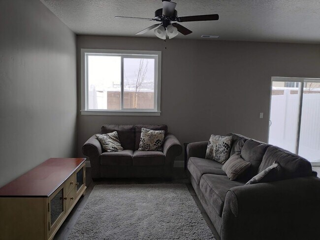 Photo - Brand New Townhome