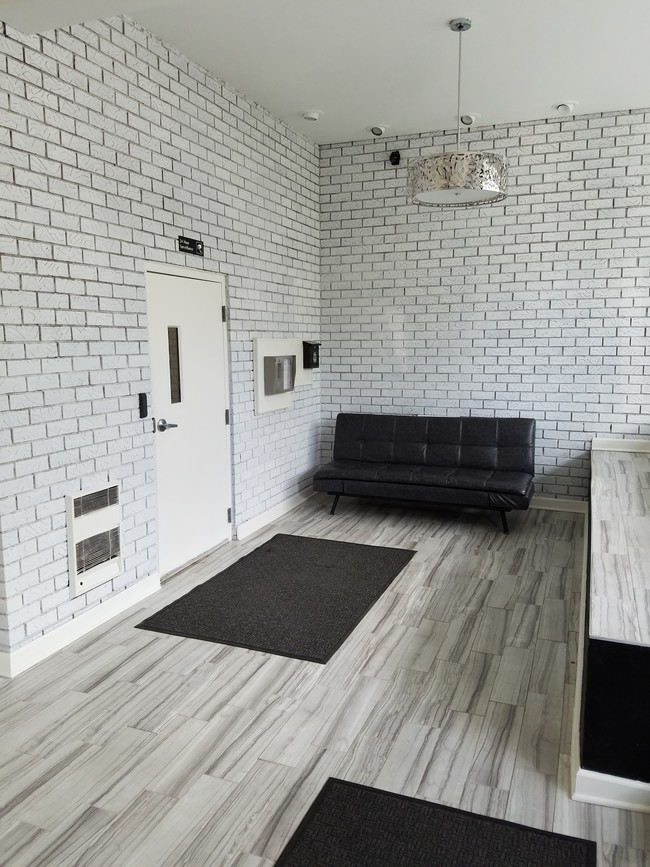 Whitney Manor Apartments