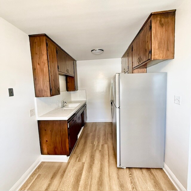 Building Photo - 4822-4826 Cypress St Rental