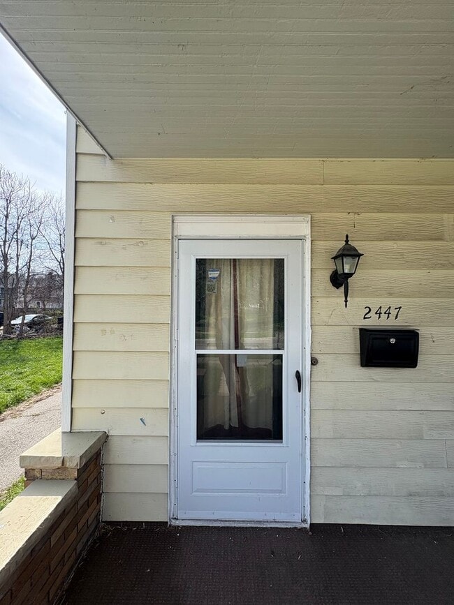 Photo - 2447/2449 Maplewood Ave Unit 2447 Maplewood Ave