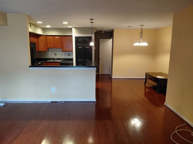 Photo - 93 Ramsgate Ct Unidad Oxford of Blue Bell