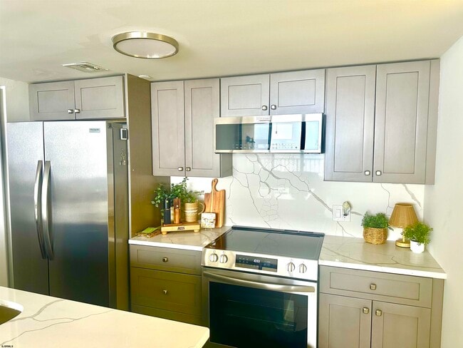 Photo - 3851 Boardwalk Unit 2510