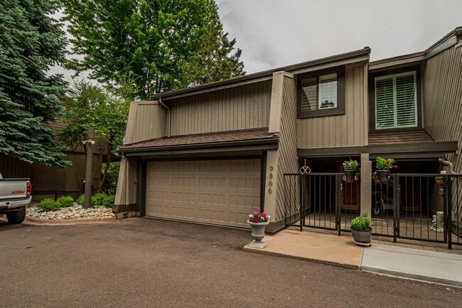 3BD, 2.5BA Arapahoe Lake Park Townhome Nea... - 3BD, 2.5BA Arapahoe Lake Park Townhome Nea...