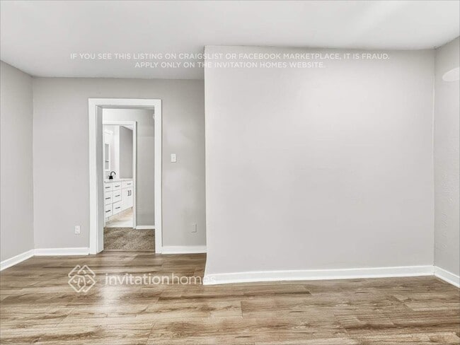 Photo - 212 W 5th St