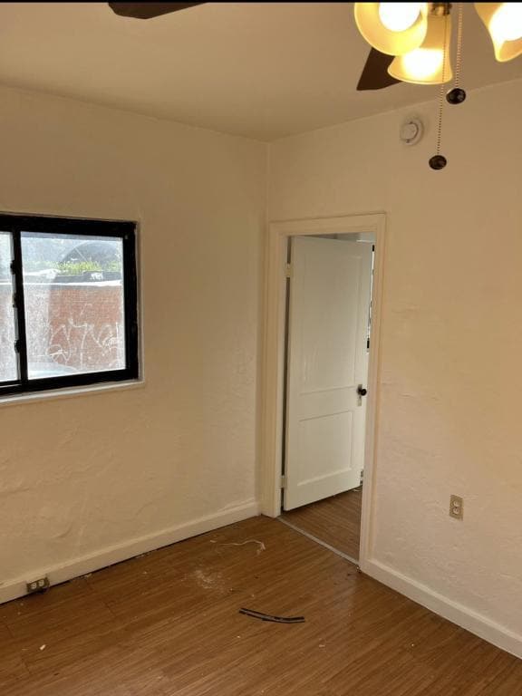 Photo - 115 Briton Ave