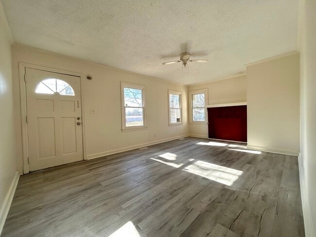 Photo - 1219 Bailey St