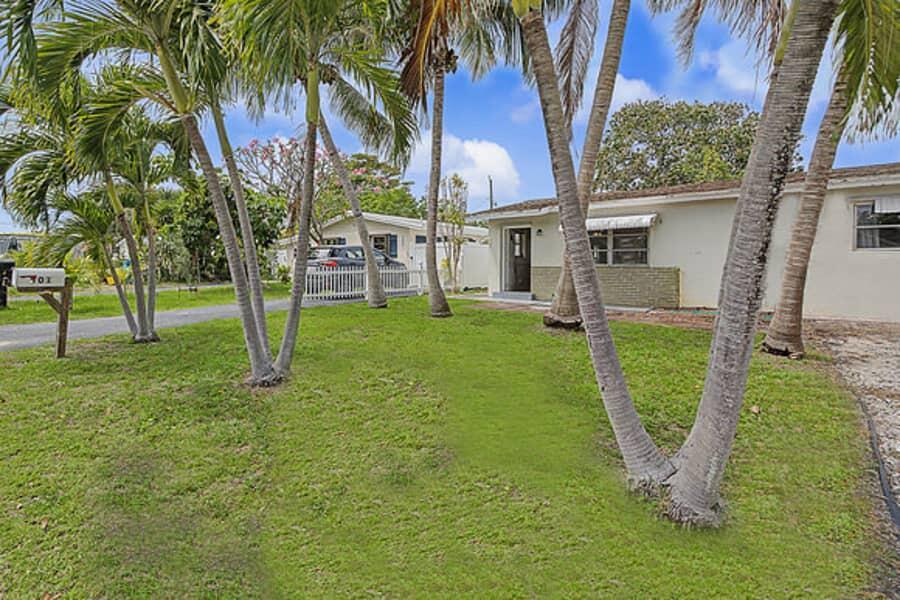 Photo - 301 SE 21st Ave