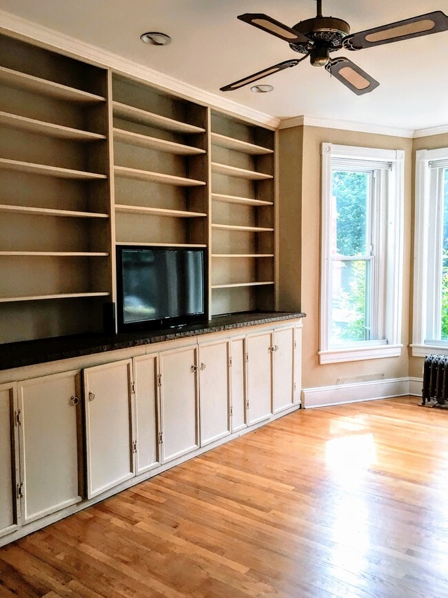 Photo - 140 Tennessee Ave NE