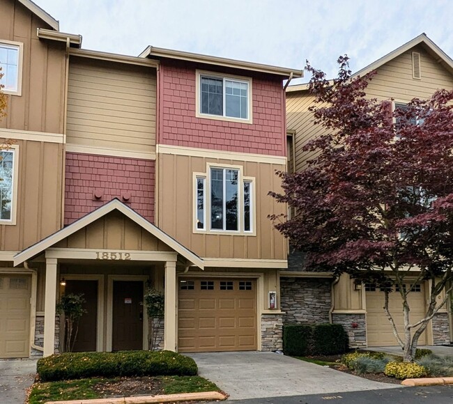 Perfect Location in Lynnwood 3 bed, 2.5 Ba... - Perfect Location in Lynnwood 3 bed, 2.5 Ba... Townhome