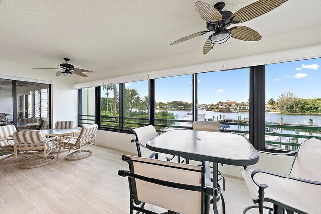 Photo - 926 Oak Harbour Dr