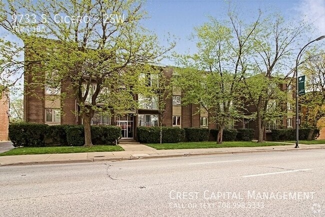 Building Photo - 9735 S Cicero Ave Unit 3NW Rental