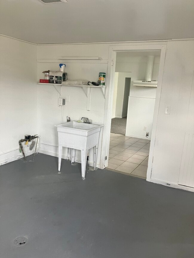 Photo - 23850 Dormont Ave