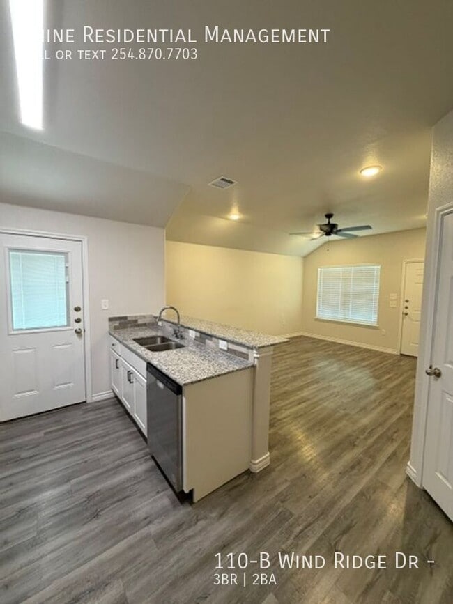 Photo - 110 Wind Ridge Dr
