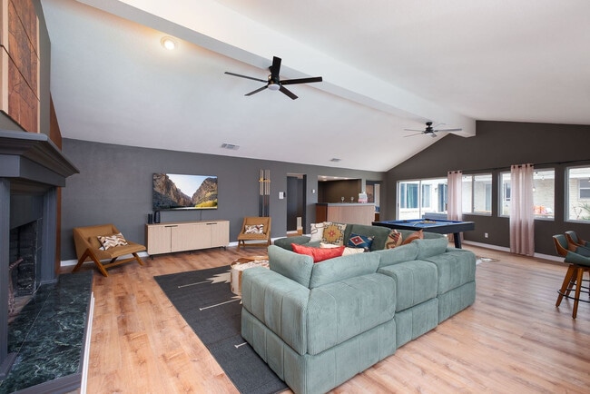 Photo - 6605 Countess Adria St Unidad ID1057036P