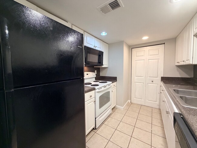 Photo - 3810 Kensingwood Trace