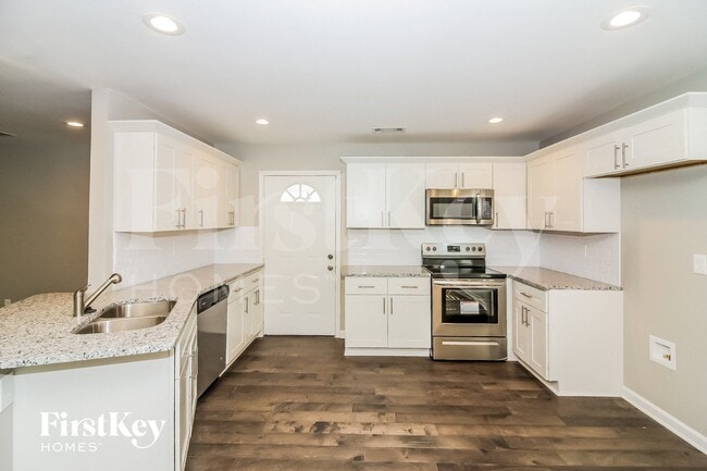 Photo - 6301 Green Grove Dr