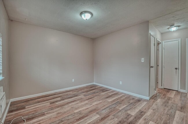 Photo - 2735 Joyce Ave Unit C