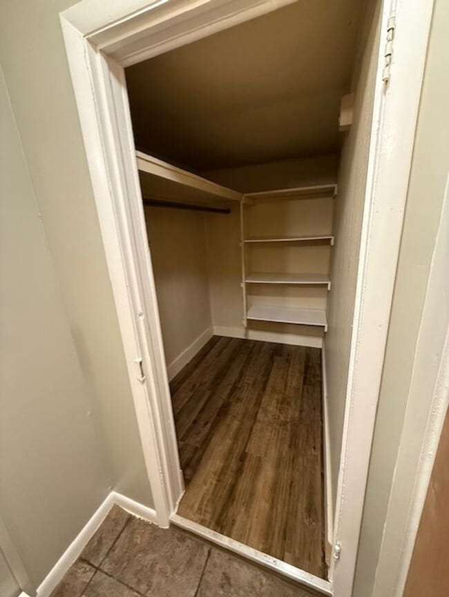 Photo - AVAILABLE NOW! 1 bedroom 1 bathroom apartm...