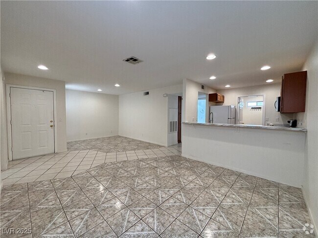 Building Photo - 1800 S Edmond St Unit 127 Rental