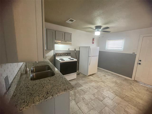 Building Photo - 8339 White Settlement Rd Rental