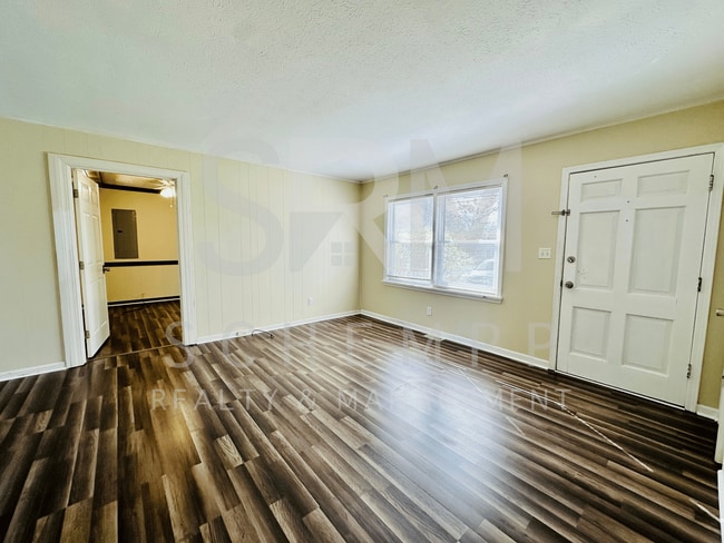 Photo - 710 Latimer Ave