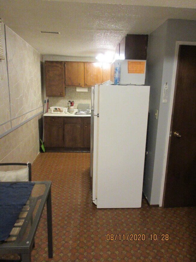 Photo - 8915 180 St NW Unit MJ