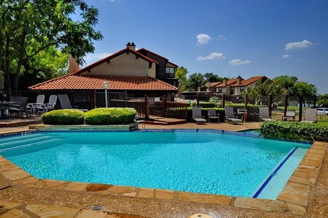 Photo - 2610 Lakehill Ln