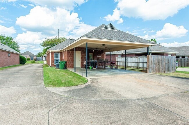 Photo - 1230 Stafford Dr