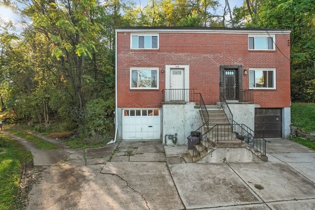 Photo - 448 Jacobson Dr