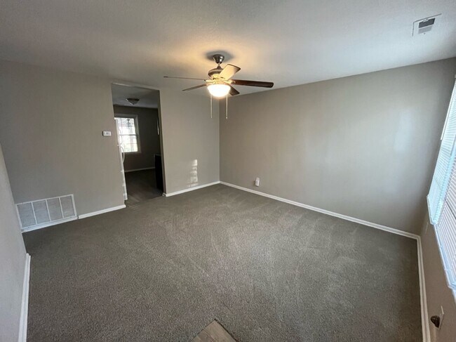 Photo - 4603 S Gold St
