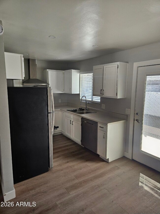 Photo - 521 W Maryland Ave Unidad 3