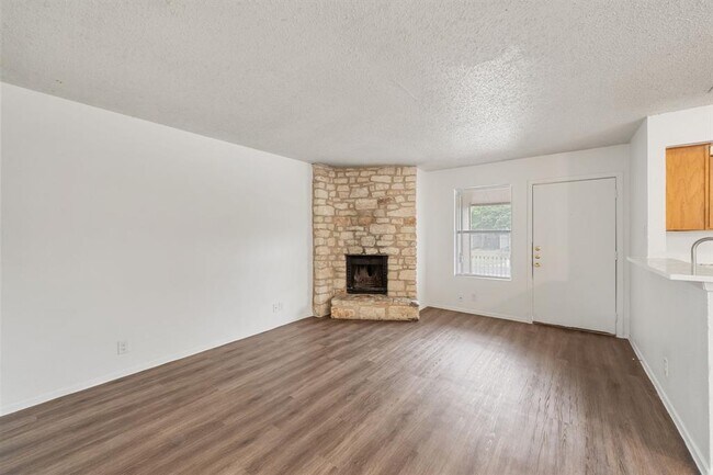 Photo - 2303 Rachael Ct