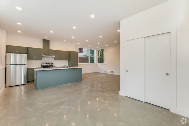 Building Photo - 1414 20th Ave Rental
