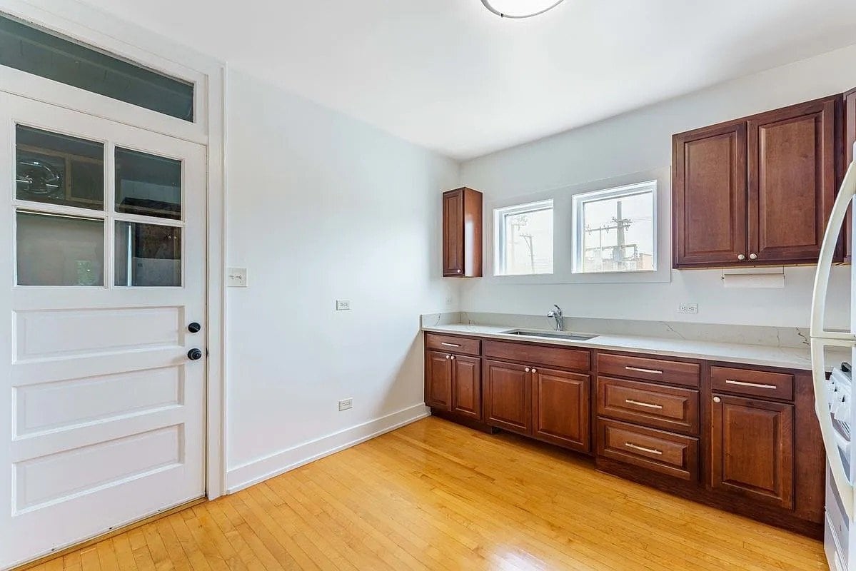 Photo - 6042 W Bryn Mawr Ave