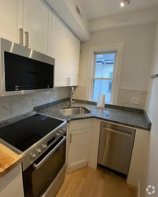 Building Photo - 37 Spencer Ave Unit 2 Rental