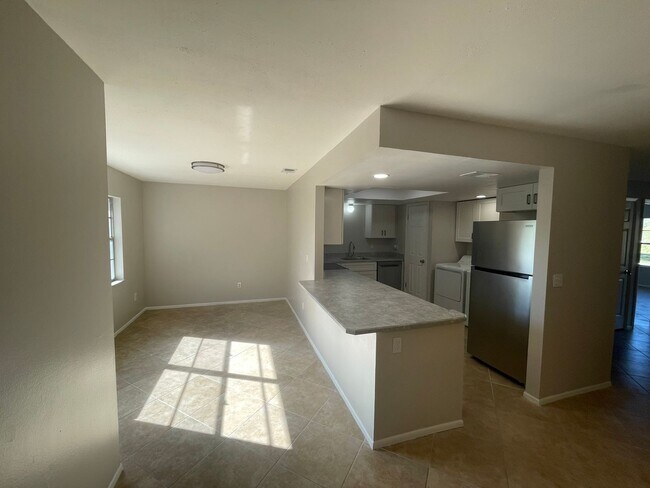 Photo - Newly Remodeled 2/2 Condo in South Daytona for $1325.00
