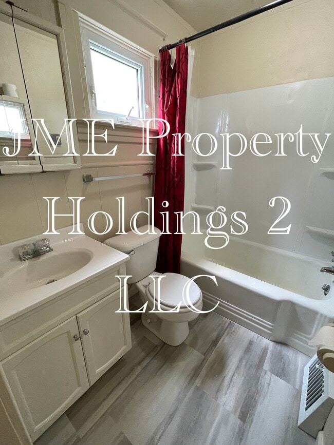 Photo - 113 W Young St Unit #1 Main Floor