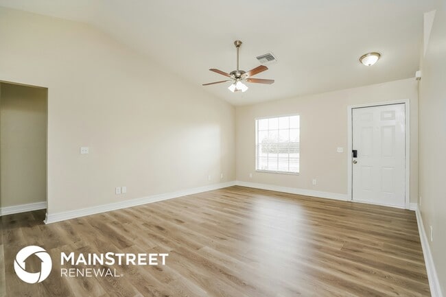 Photo - 2122 NE 20th Ln