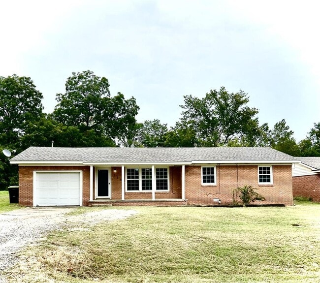 Building Photo - 126 N Crown Point Dr Rental