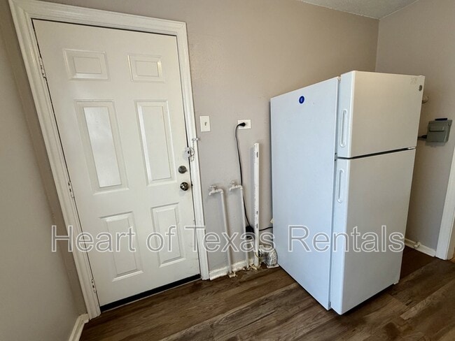 Photo - 4010 Homan Ave