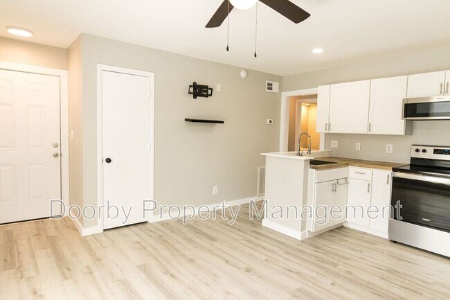 Photo - 903 Forest Dale Ln Unidad A