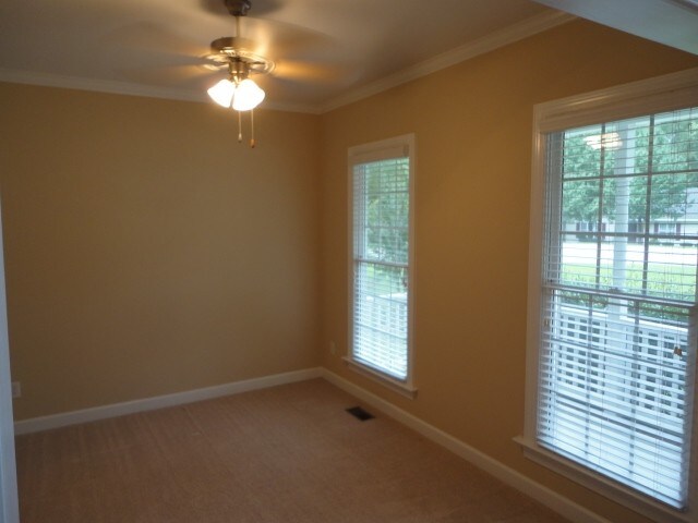 Photo - 109 Brampton Cir