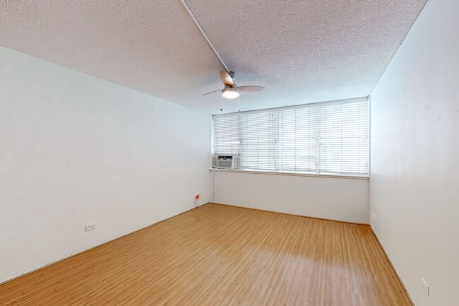 Photo - Available Now! Convenient Location in Waikiki Unit 219