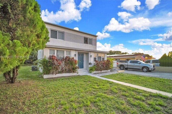 Photo - 3030 NW 16th St Unit 1