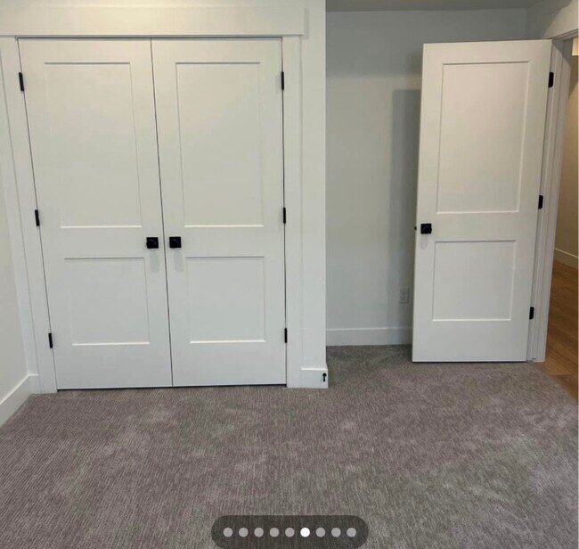 Photo - 81 S Keaki Wood