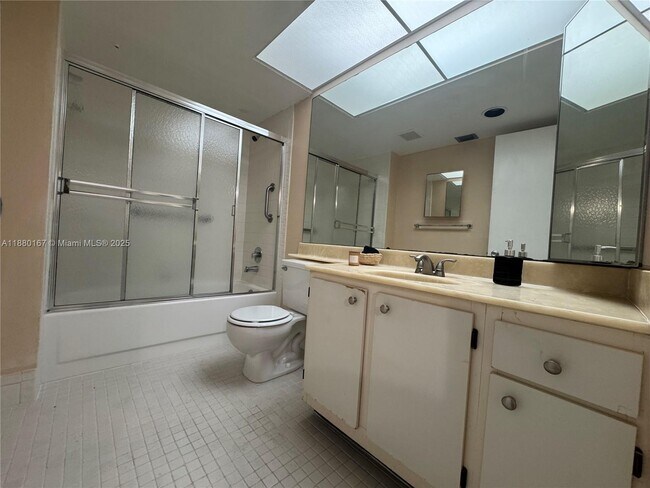 Photo - 1001 SW 128th Terrace Unit 304B