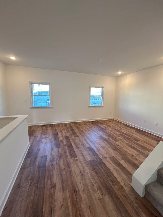 Photo - 1416 DERBY Dr