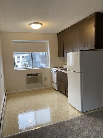 Building Photo - 15 Piggott Rd Unit 22