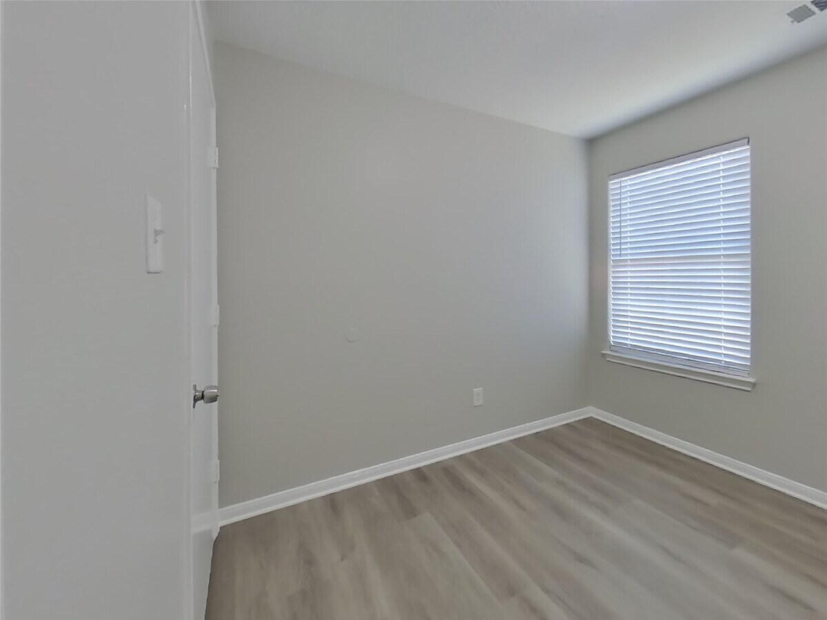 Photo - 16295 Hidden Deer Ln