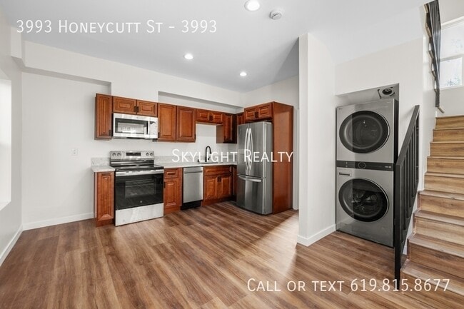 Photo - 3993 Honeycutt St Unit 3993